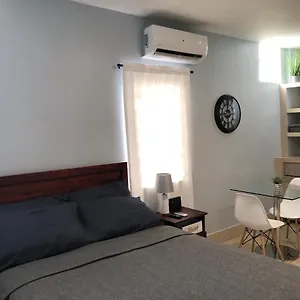 Apartamento Metro Host San Juan